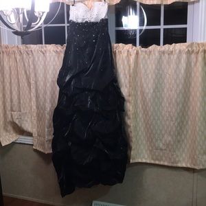 Black and white dress, Jump Apparel